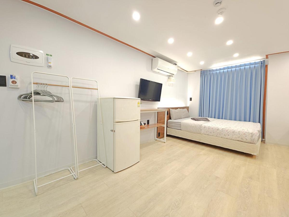 Oyo Rooftop Hostel Seoul Eksteriør billede