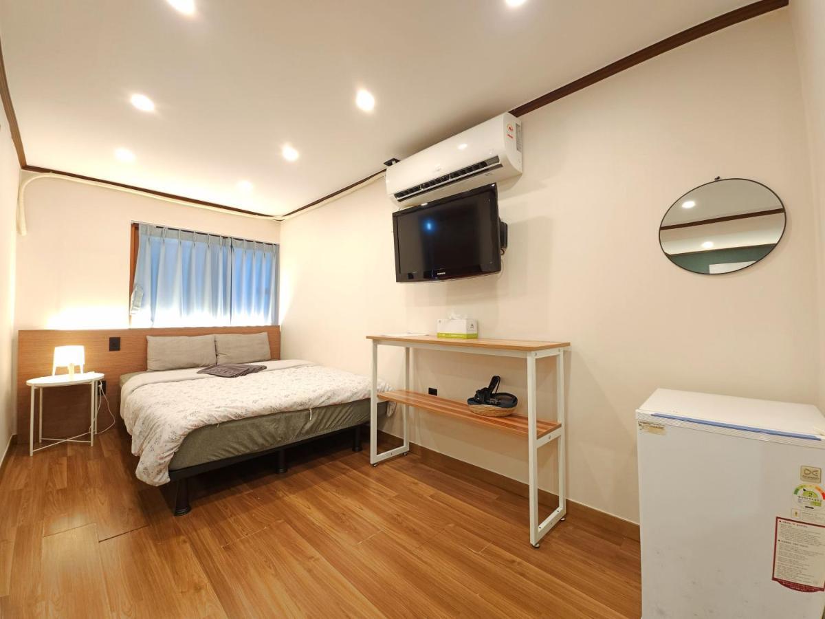 Oyo Rooftop Hostel Seoul Eksteriør billede