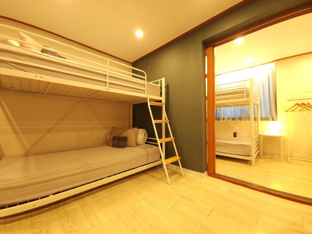Oyo Rooftop Hostel Seoul Eksteriør billede